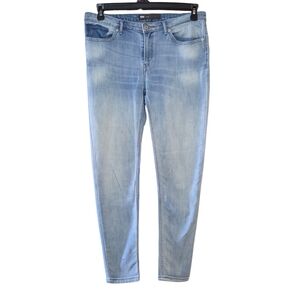 Levi’s Women’s Legging Skinny Jeans 30x32 Light Wash Stretch Denim Mid Rise